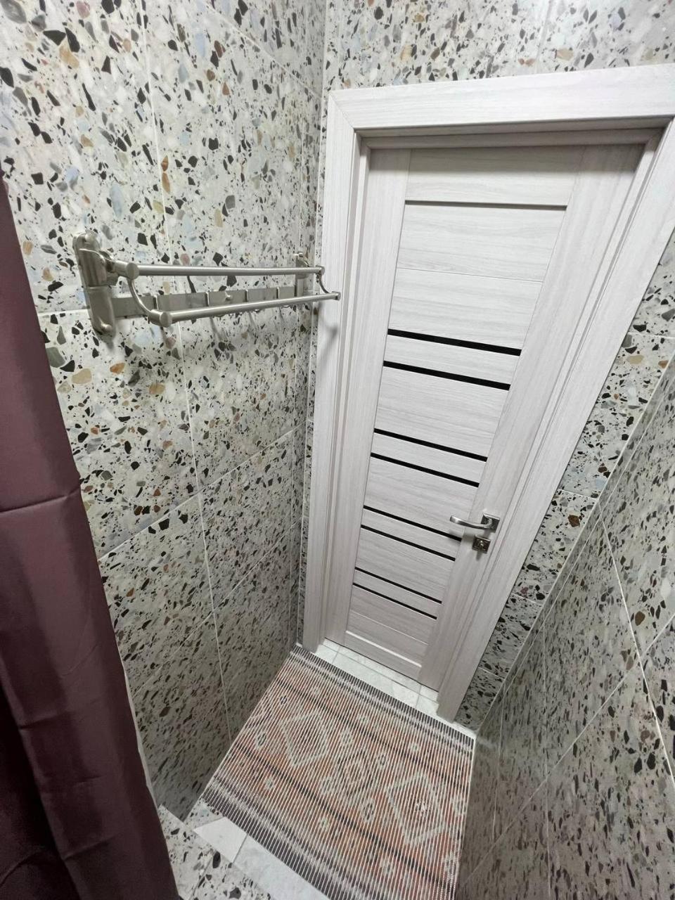 Рой Hostel Almaty Exterior photo
